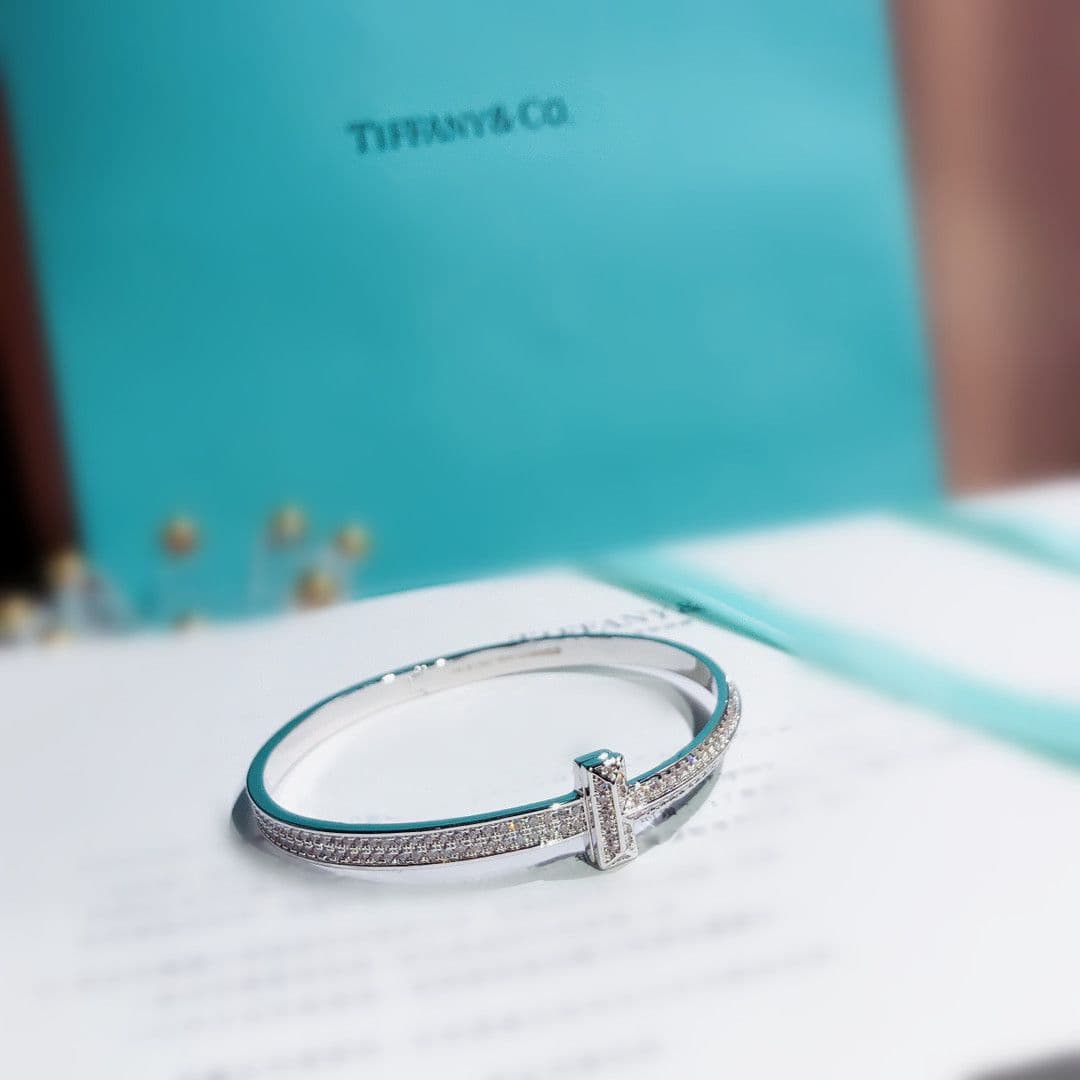 Широкий браслет Tiffany T1