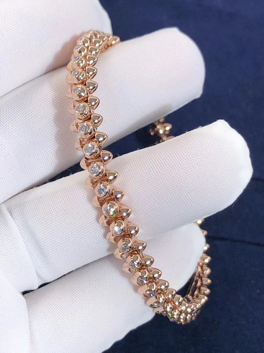 Браслет Clash De Cartier бриллианты, розовое золото 5