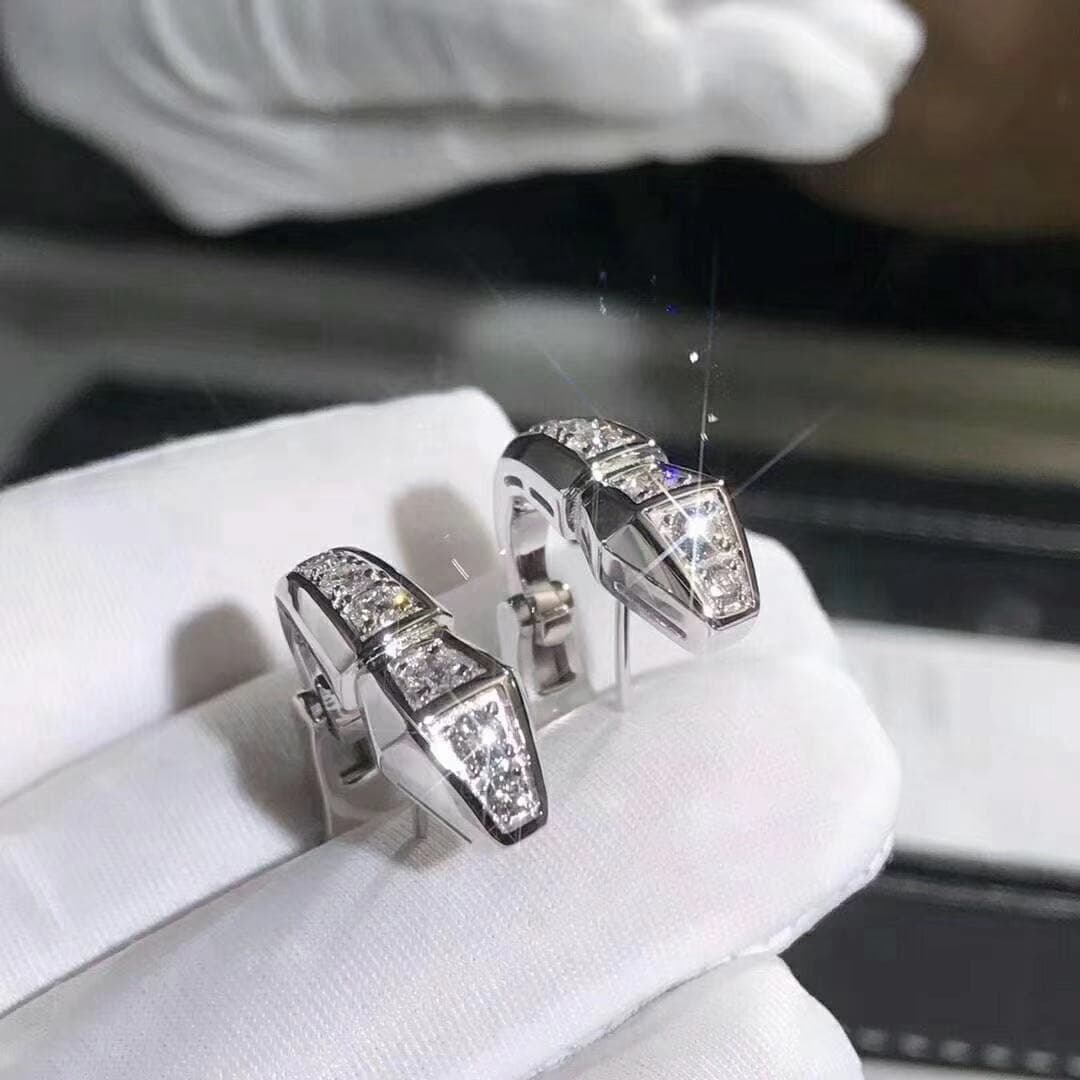 Серьги Bulgari Serpenti бриллианты, белое золото 4