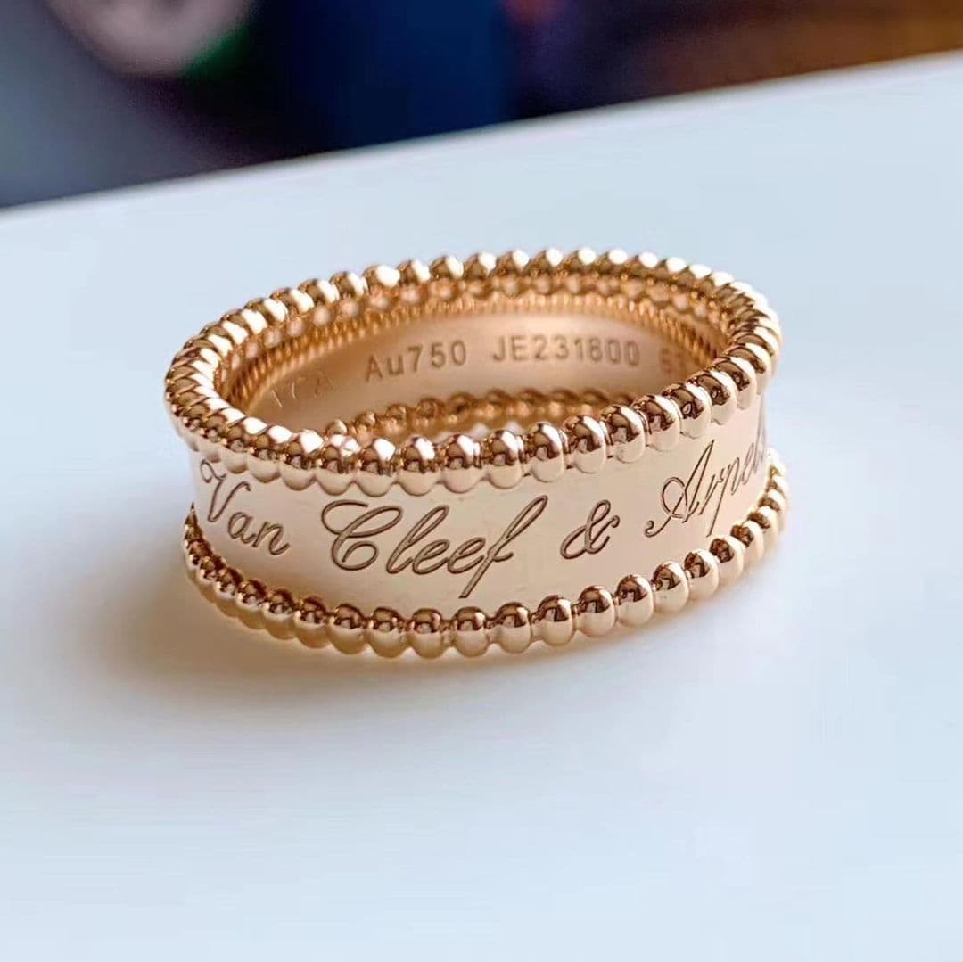 Кольцо Van Cleef & Arpels Perlée 1