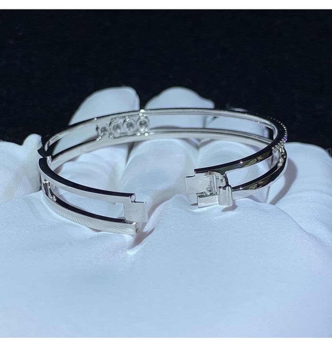 Браслет Messika золото, бриллианты 0,60 ct