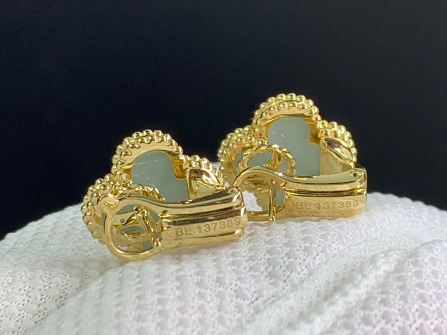 Колье Van Cleef & Arpels Vintage Alhambra с 10 мотивами перламутр, желтое золото 12