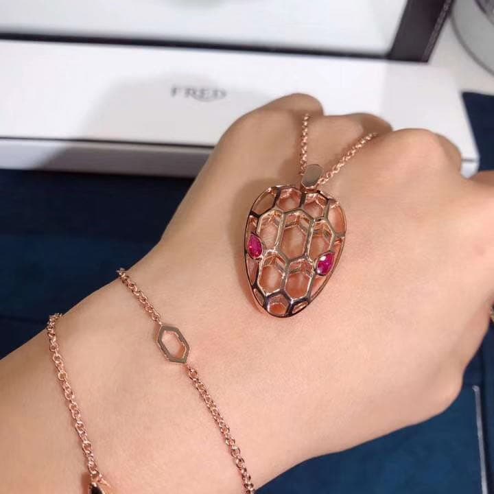 Подвеска Bulgari Serpenti Seduttori розовое золото, рубин 7