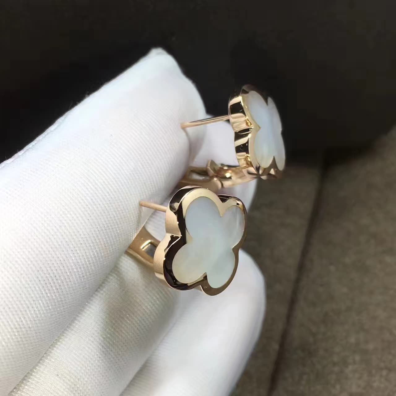 Серьги Van Cleef & Arpels Pure Alhambra 5