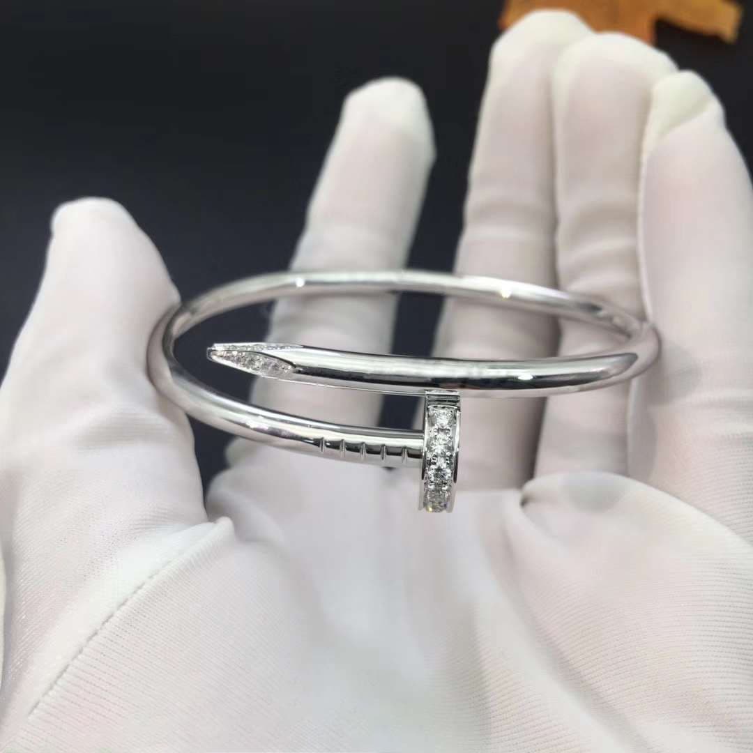 Браслет Cartier Juste un Clou из белого золота, 0,59ct 1