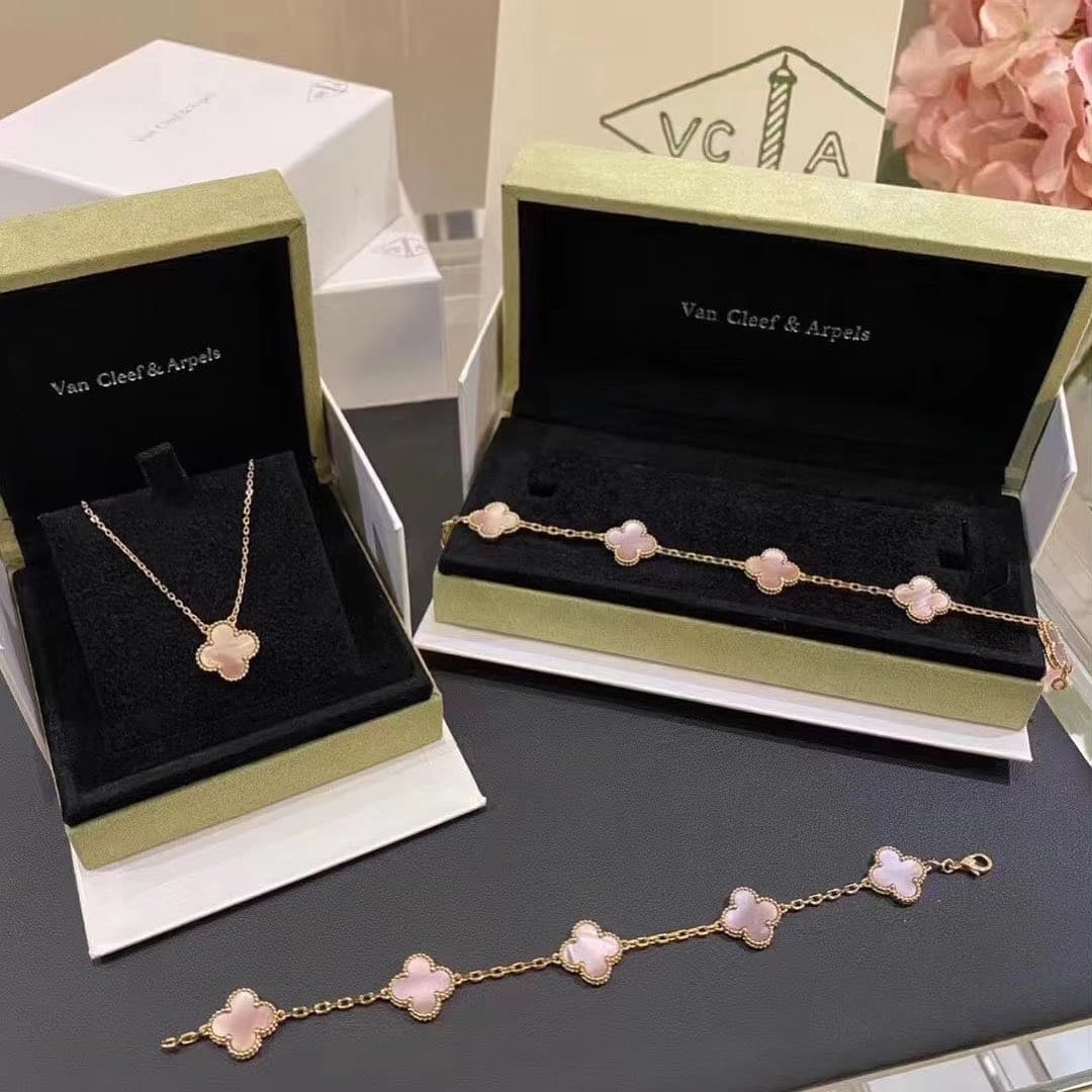 Браслет Van Cleef & Arpels из золота 2
