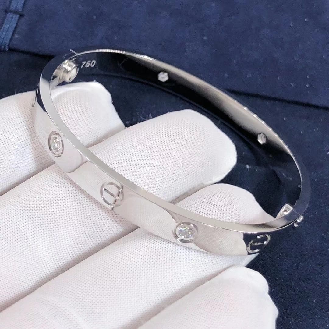 Браслет Cartier Love 4 бриллианта, белое золото 5