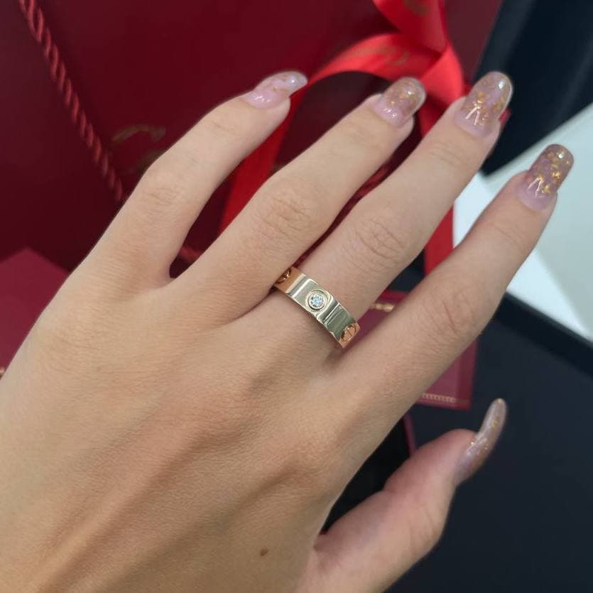 Кольцо Cartier с бриллиантами 0,11ct 3