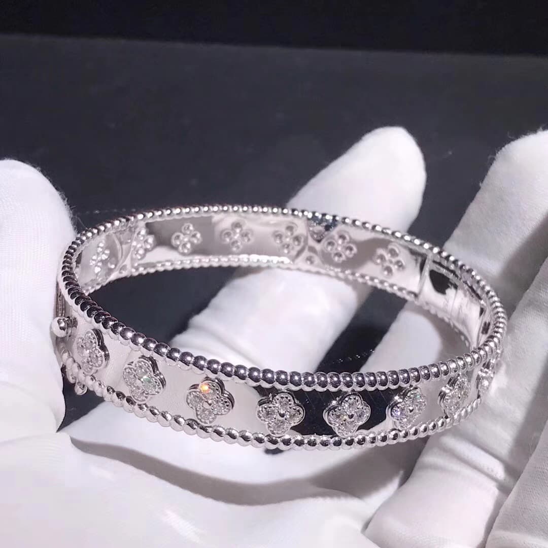 Браслет Van Cleef & Arpels Perlée Clover Diamond бриллианты, белое золото 4
