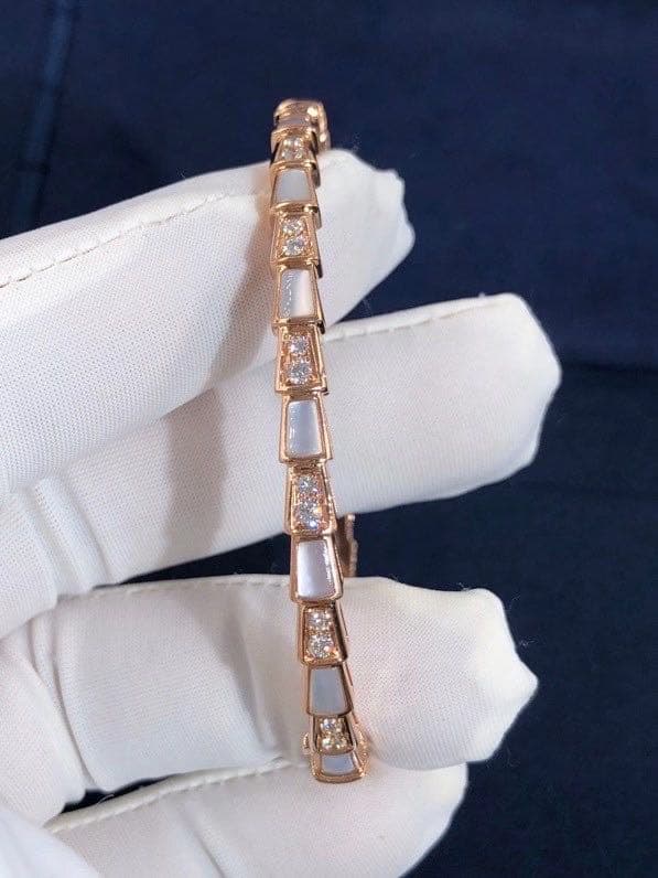 Браслет Bulgari Serpenti розовое золото, бриллианты, перламутр 8