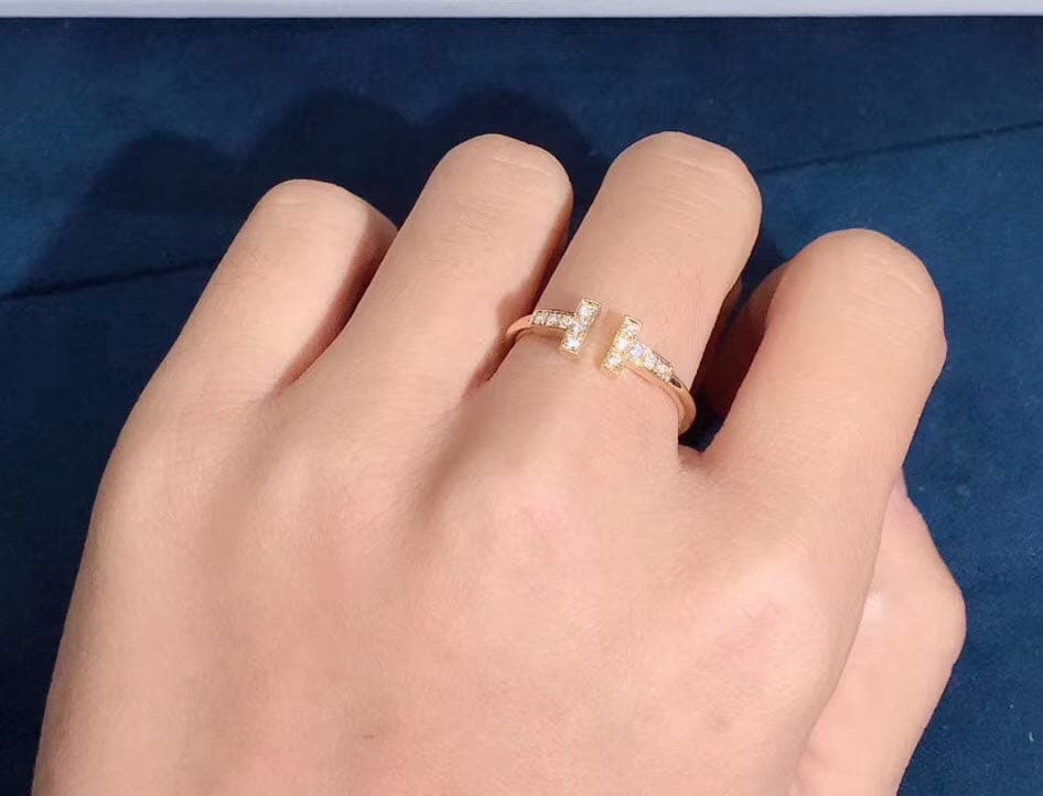 Кольцо Tiffany T Wire бриллианты, желтое золото 3