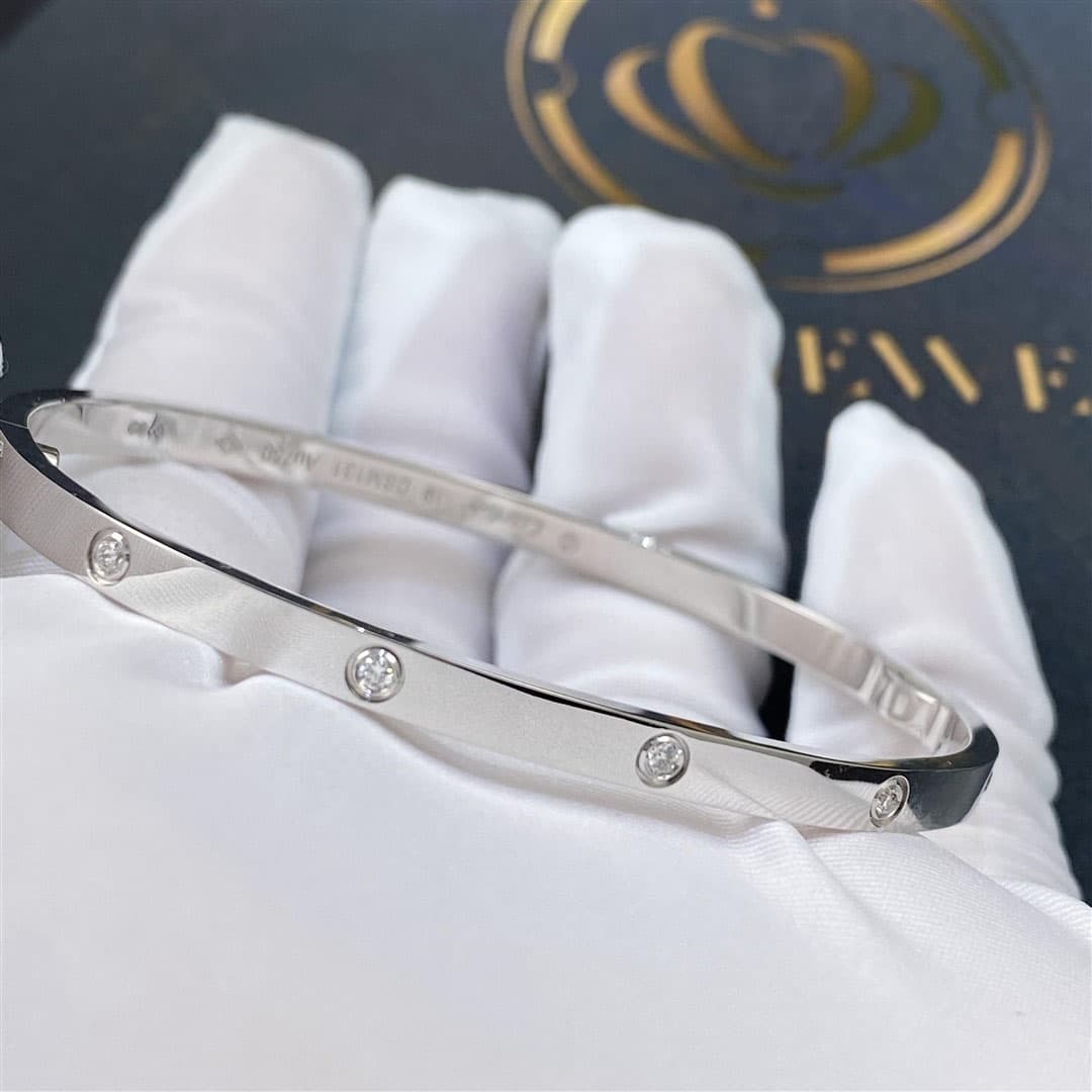 Золотой браслет Cartier Love, 10 бриллиантов 2