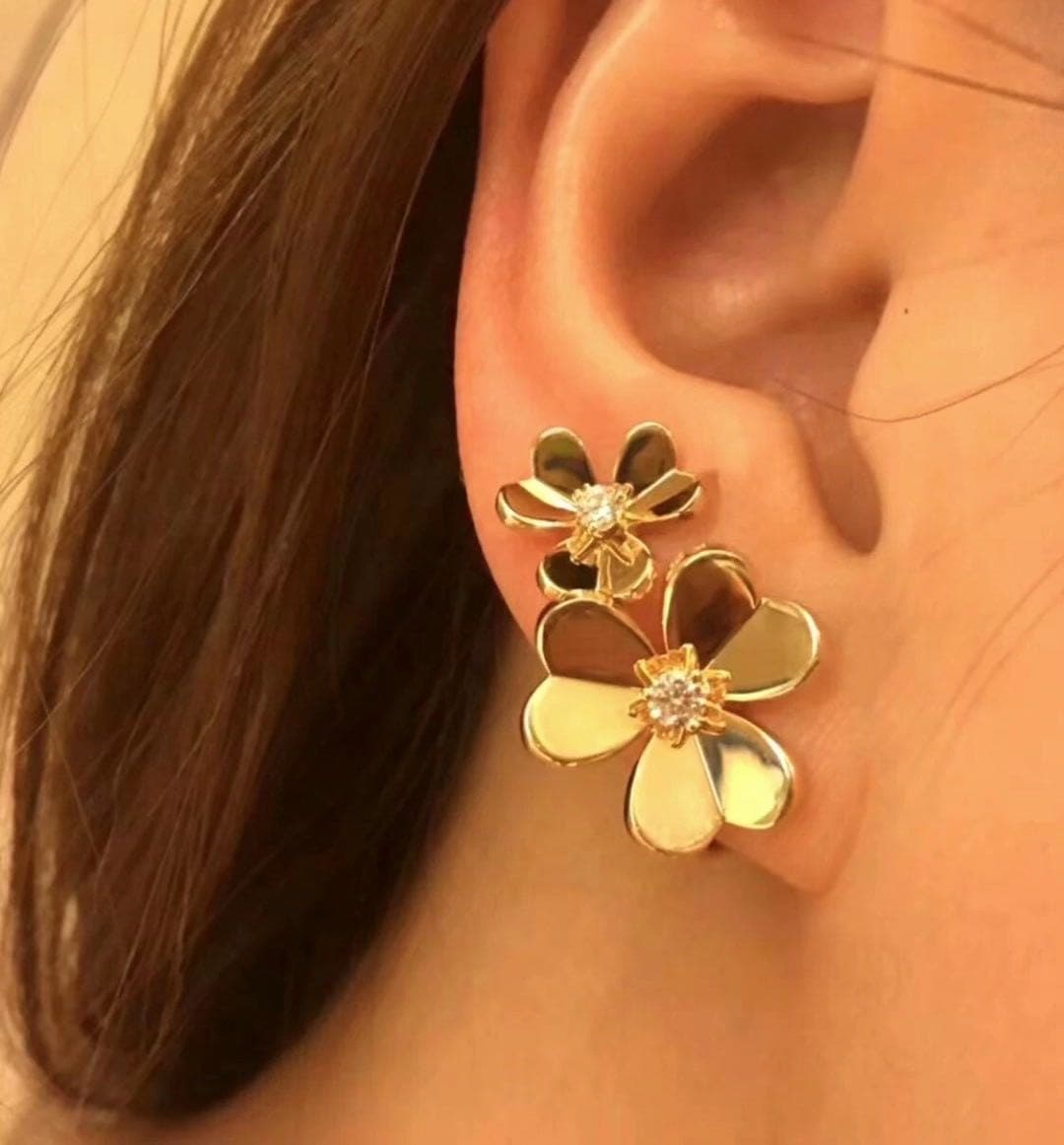 Серьги Van Cleef & Arpels Frivole бриллианты, желтое золото 8