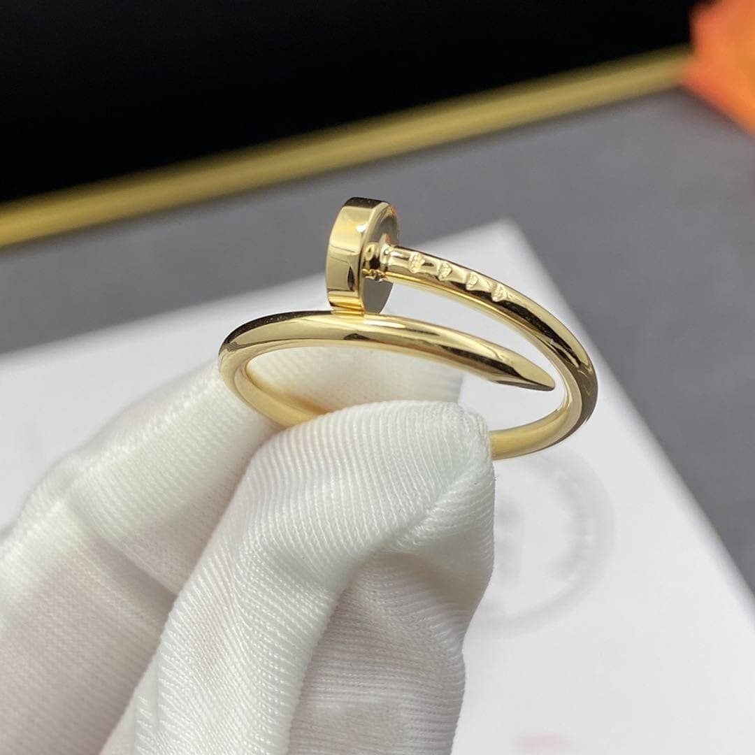 Кольцо Cartier из желтого золота, 0,08ct 1