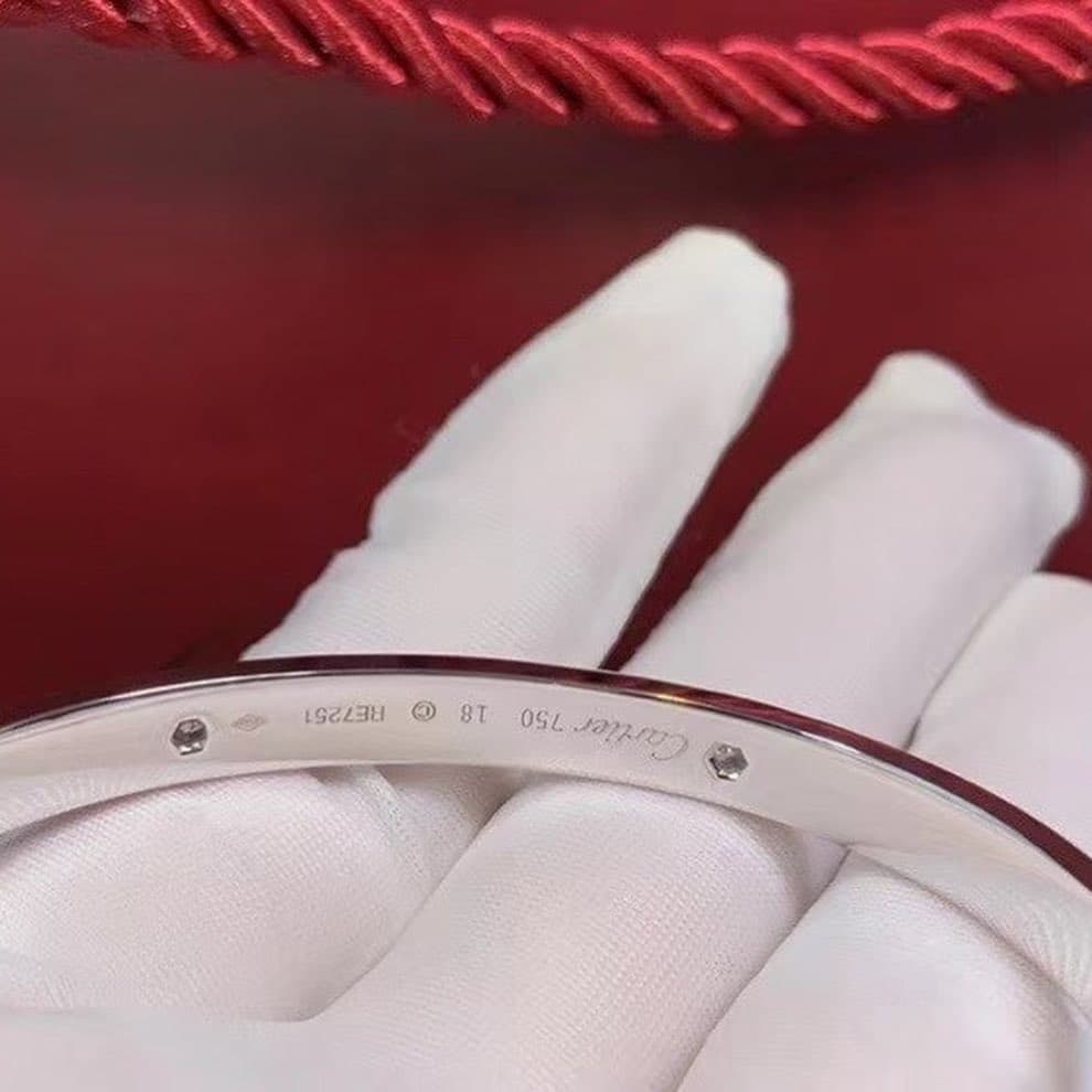 Браслет Cartier с бриллиантами 2