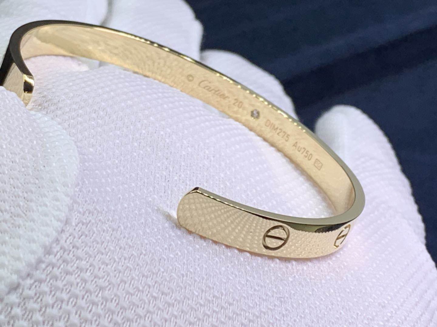 Браслет Cartier Open Cuff Love 0,10 ct 2