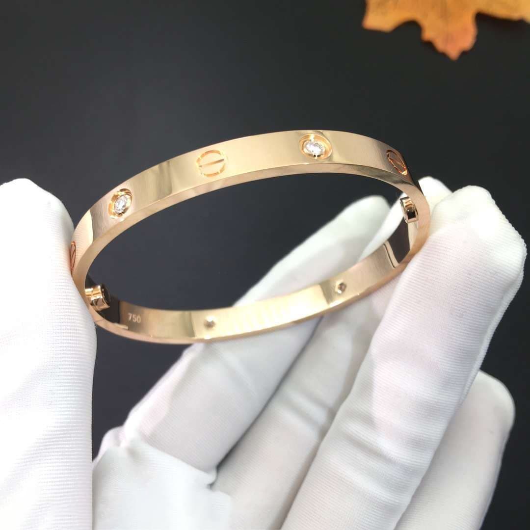Браслет Cartier Love с 4 бриллиантами 0,33ct 3