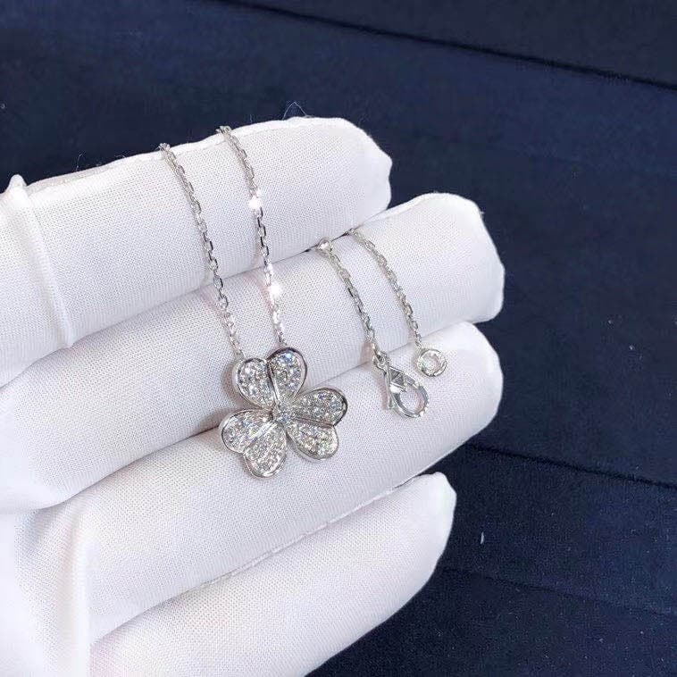Подвеска Van Cleef & Arpels Frivole бриллианты, белое золото 2