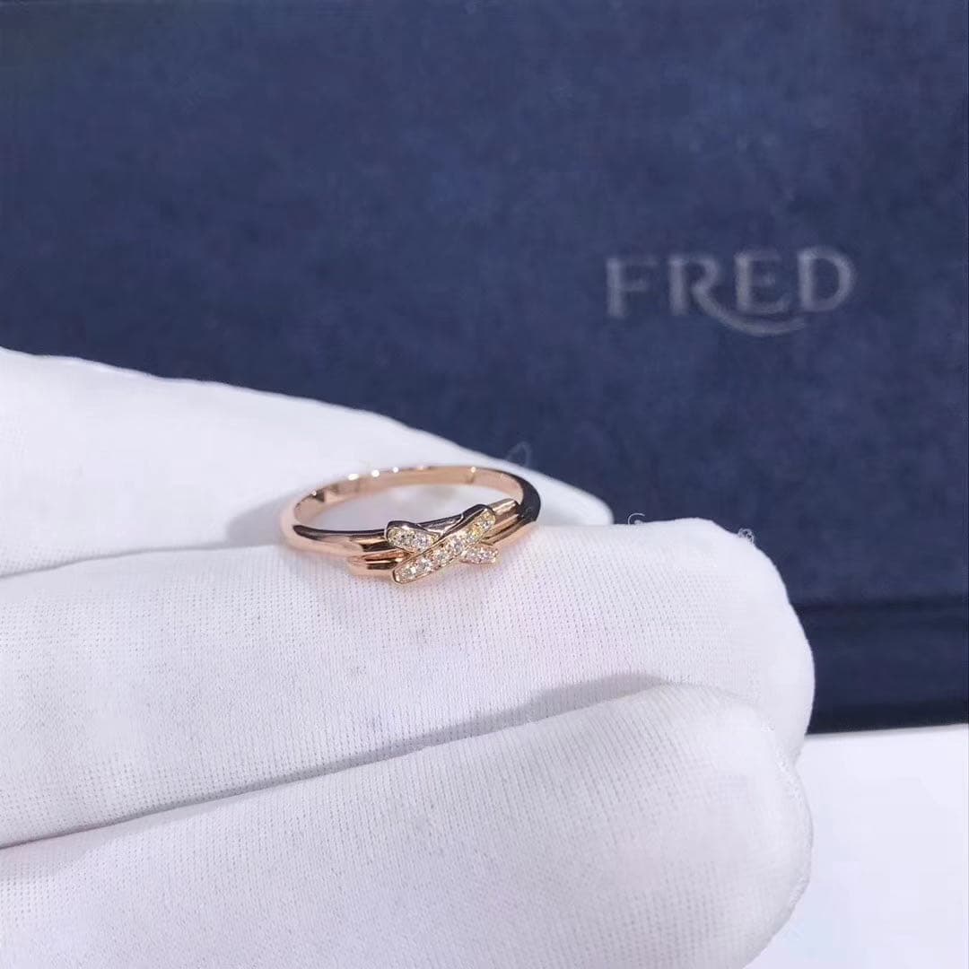 Кольцо Chaumet Jeux De Liens розовое золото, бриллианты