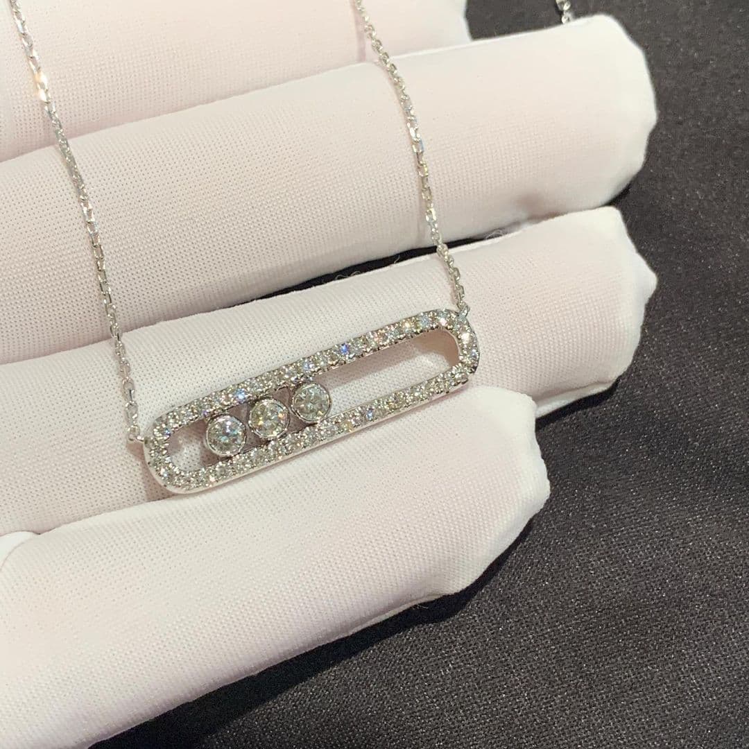 Колье Messika из золота, 0,08 ct