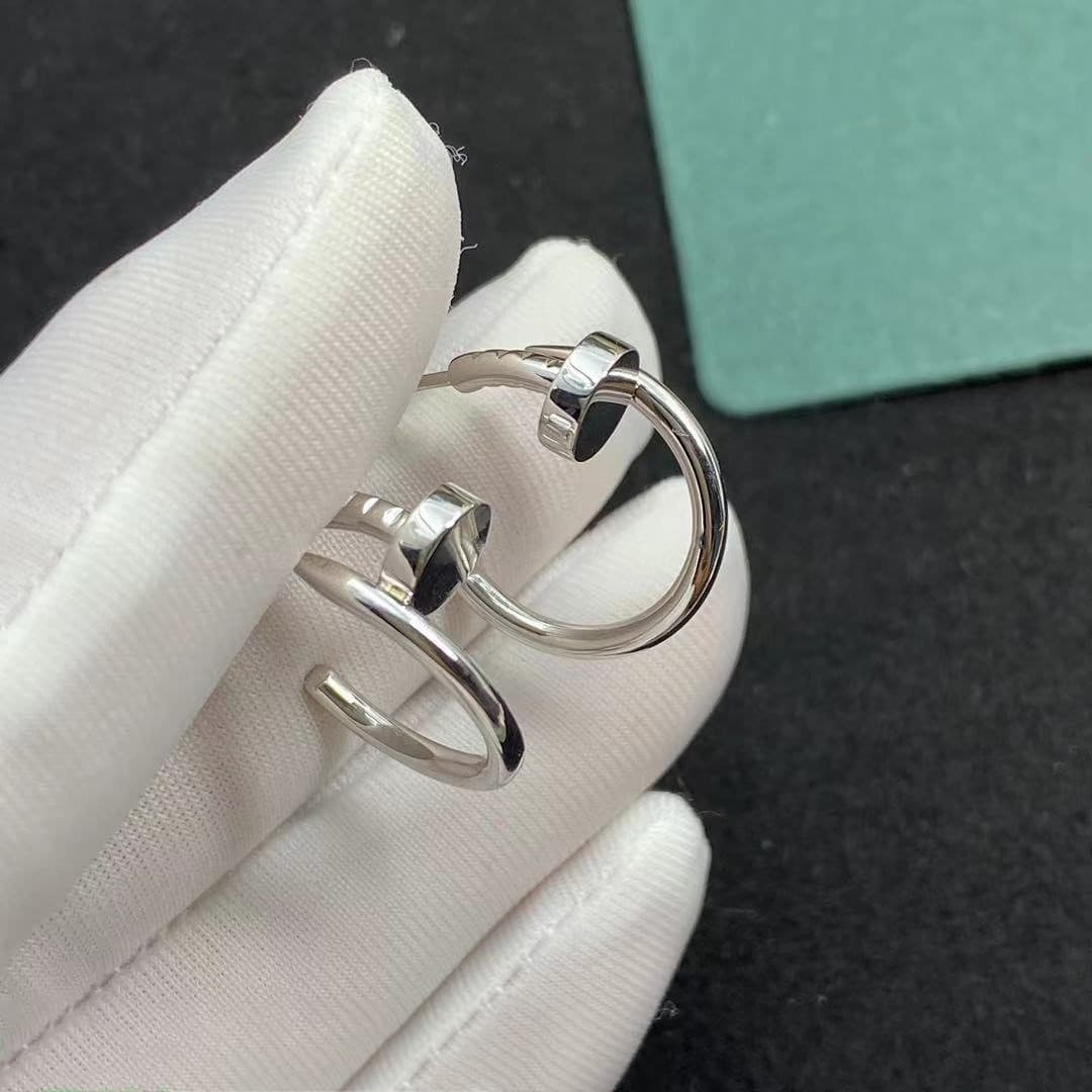 Серьги Cartier Juste un Clou из белого золота 1