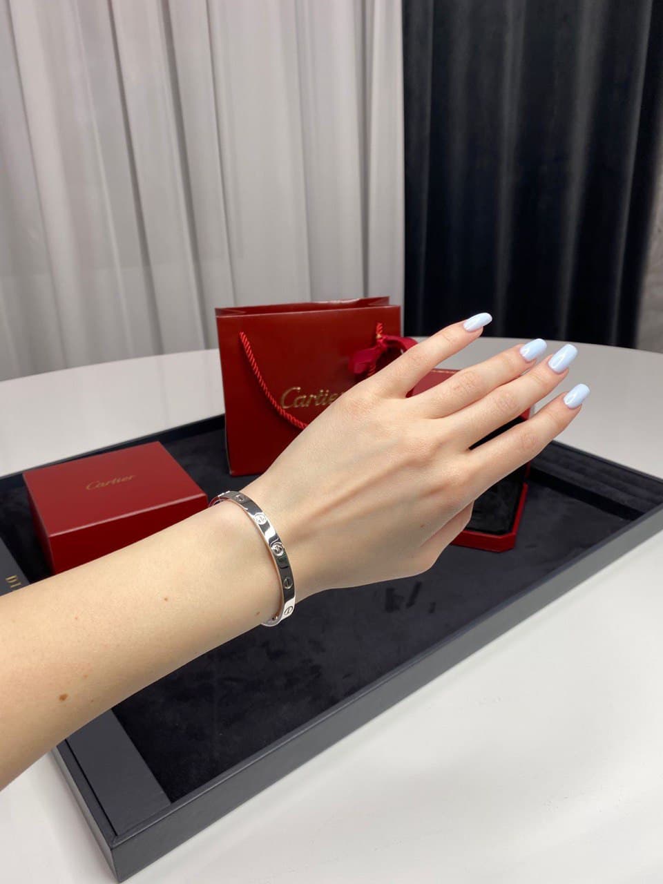 Браслет Cartier Love белое золото, без бриллиантов 3