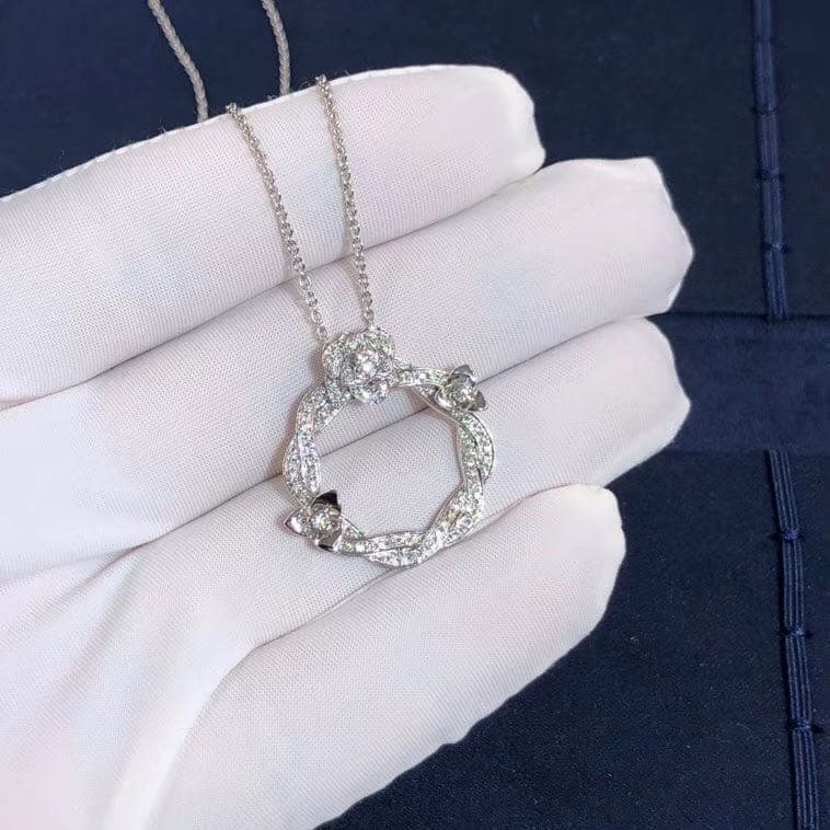 Подвеска Piaget Rose бриллианты, белое золото