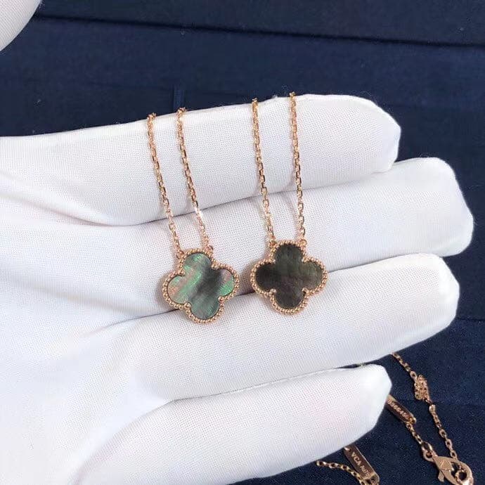 Подвеска Van Cleef Arpels Alhambra розовое золото, перламутр 8
