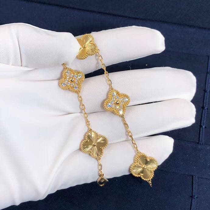 Браслет Van Cleef & Arpels Vintage Alhambra 5 мотивов желтое золото, бриллианты 4