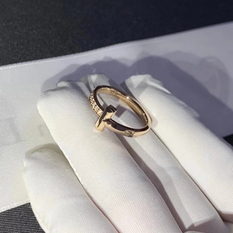 Кольцо Tiffany T с бриллиантами, 0.08ct
