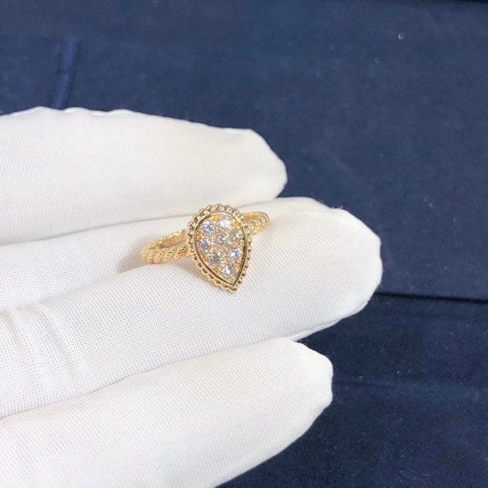 Кольцо Boucheron Serpent Bohème мотив маленького размера желтое золото, бриллианты