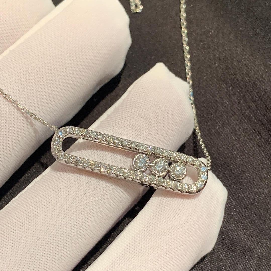 Колье Messika из золота, 0,08 ct