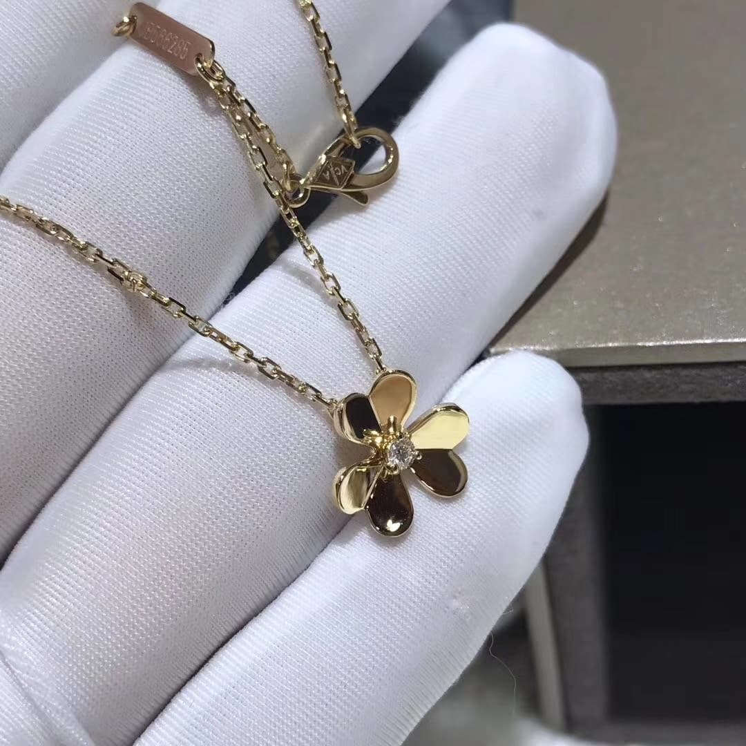 Подвеска Van Cleef & Arpels Frivole бриллиант, желтое золото 3