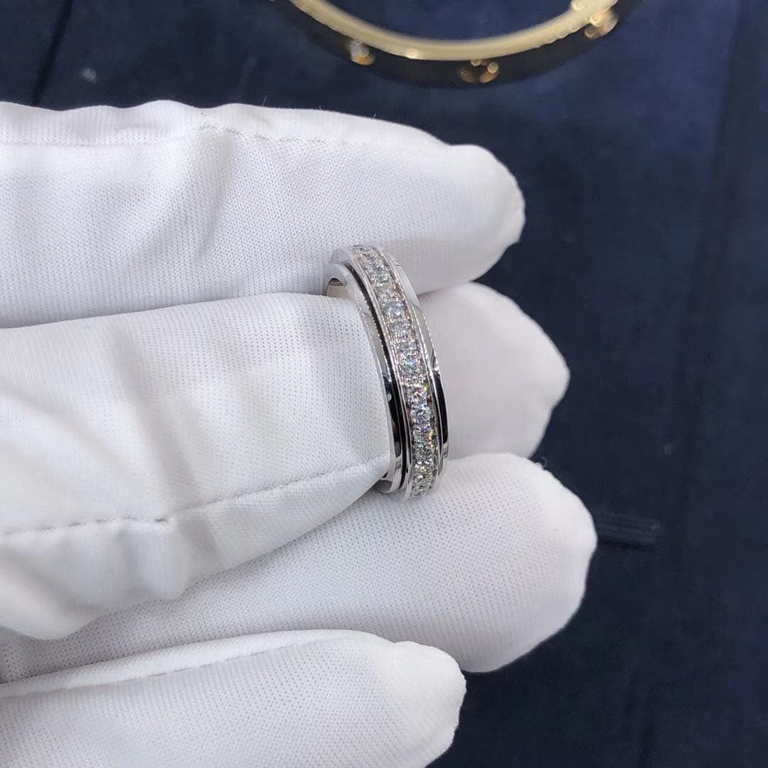 Набор обручальных колец Piaget Possession бриллианты, белое золото 7