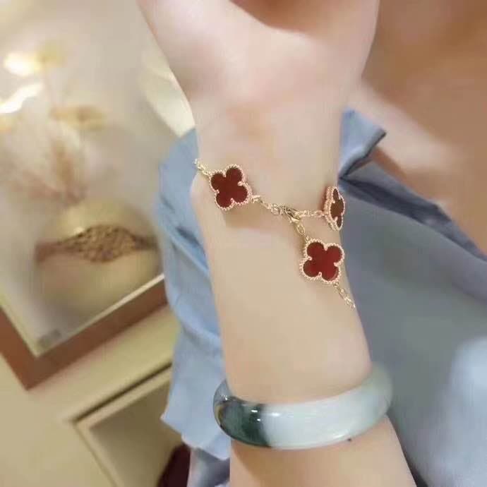 Браслет Van Cleef & Arpels Vintage Alhambra с 5 мотивами сердолик, желтое золото 6