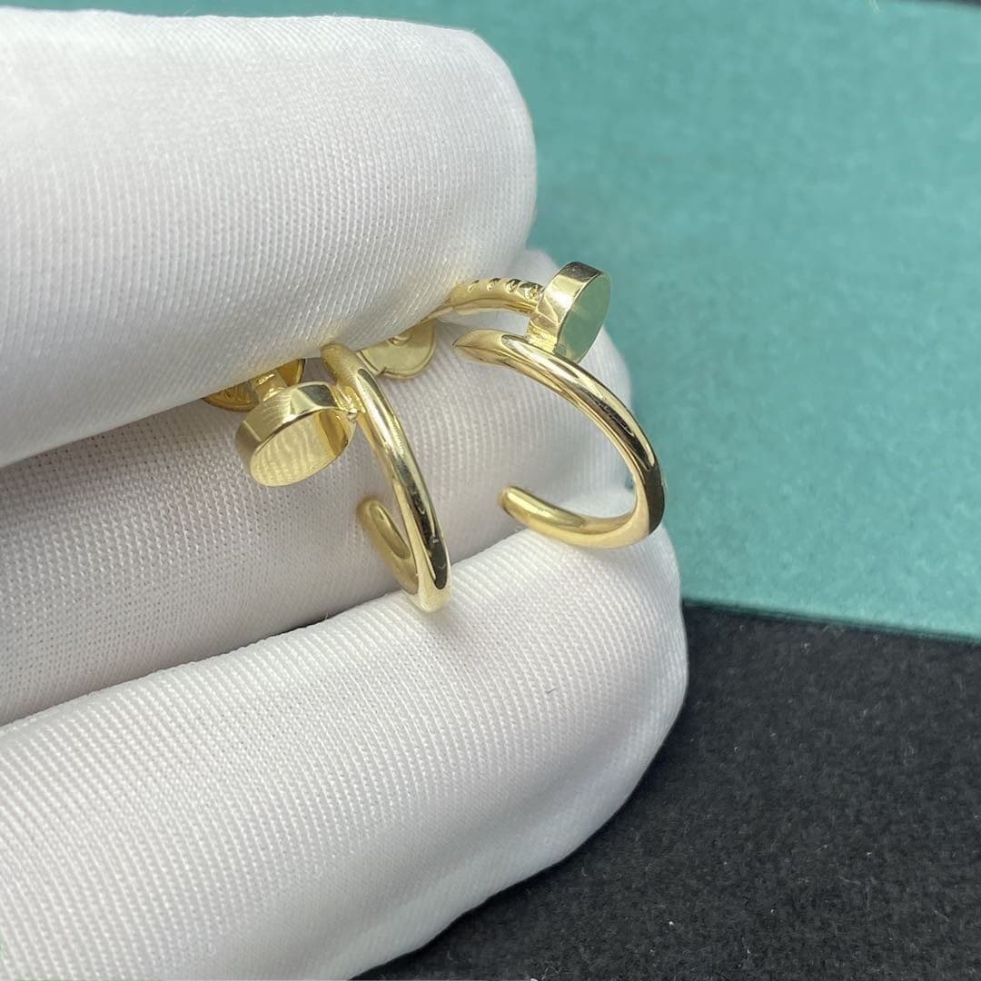 Золотые серьги Cartier Juste Un Clou 4