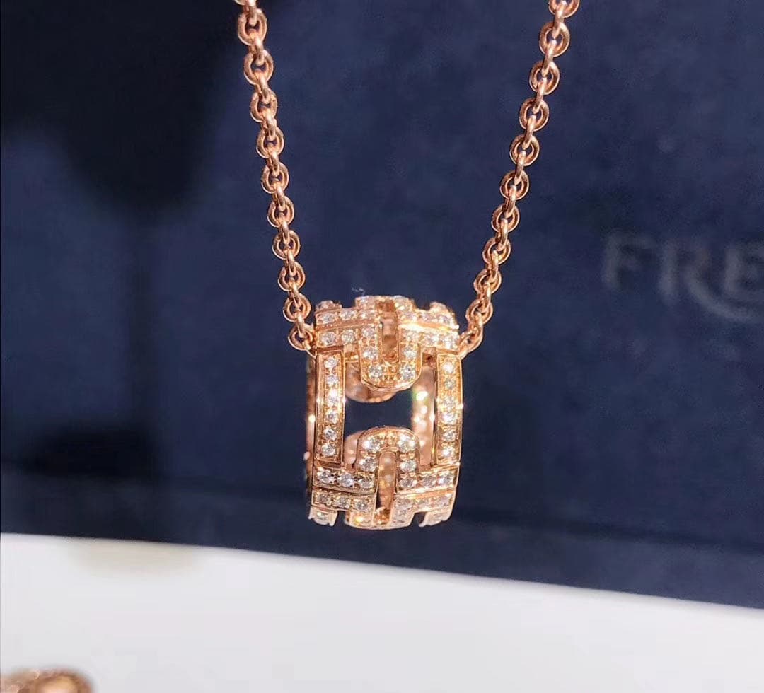 Подвеска Bulgari Parentesi бриллианты, розовое золото 4