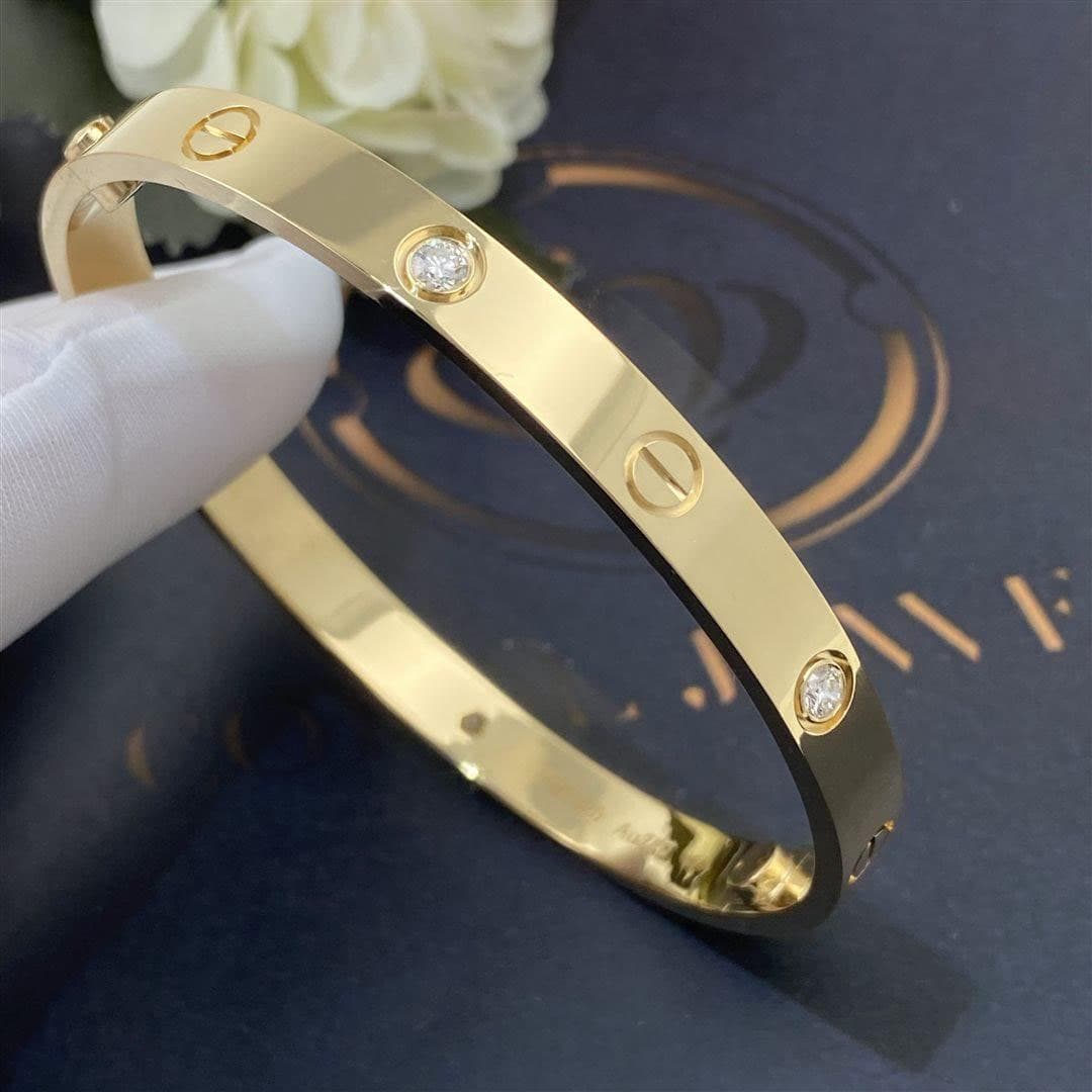 Браслет Cartier Love, 4 бриллианта, желтое золото 0,33ct 5