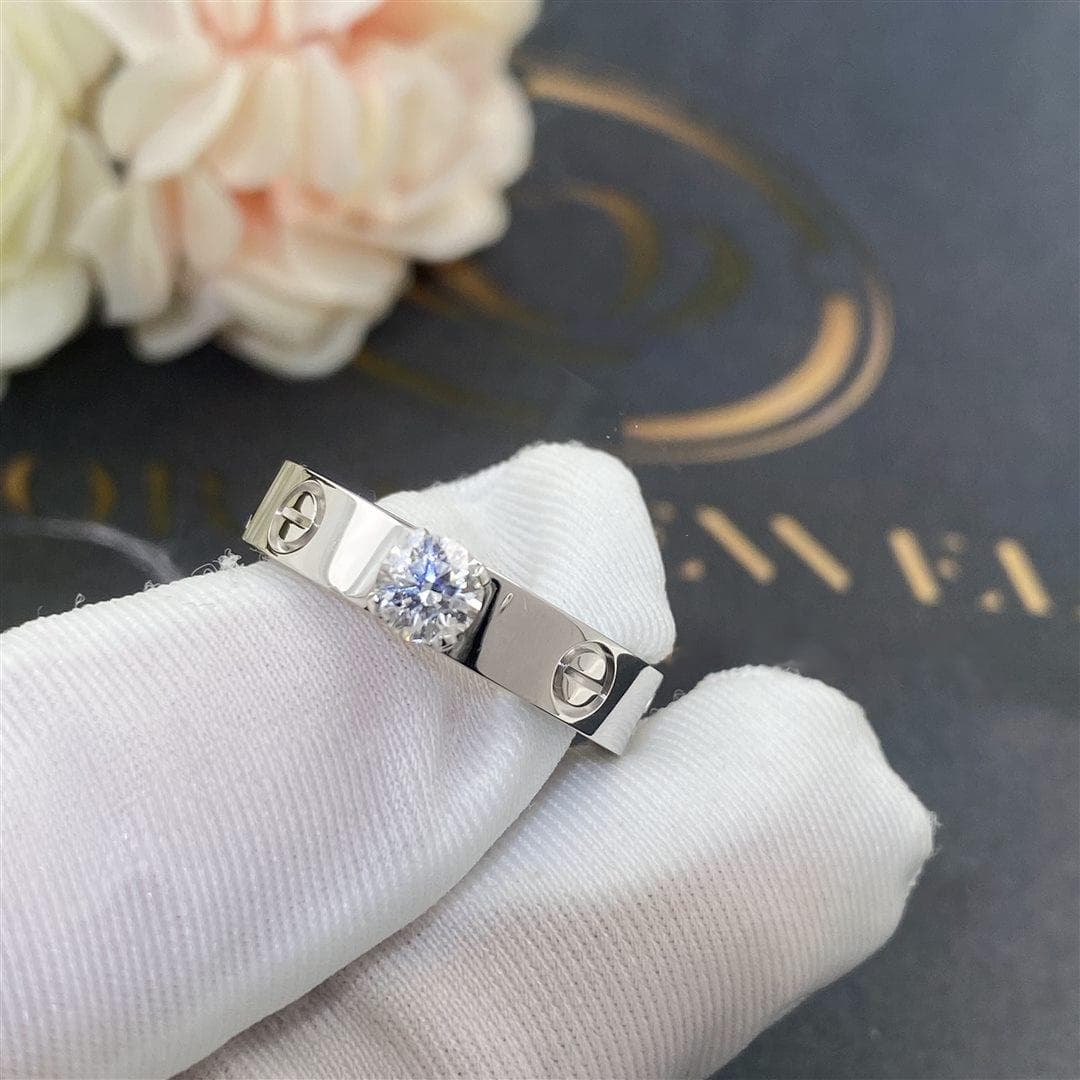 Кольцо Cartier Love Solitaire, белое золото 6