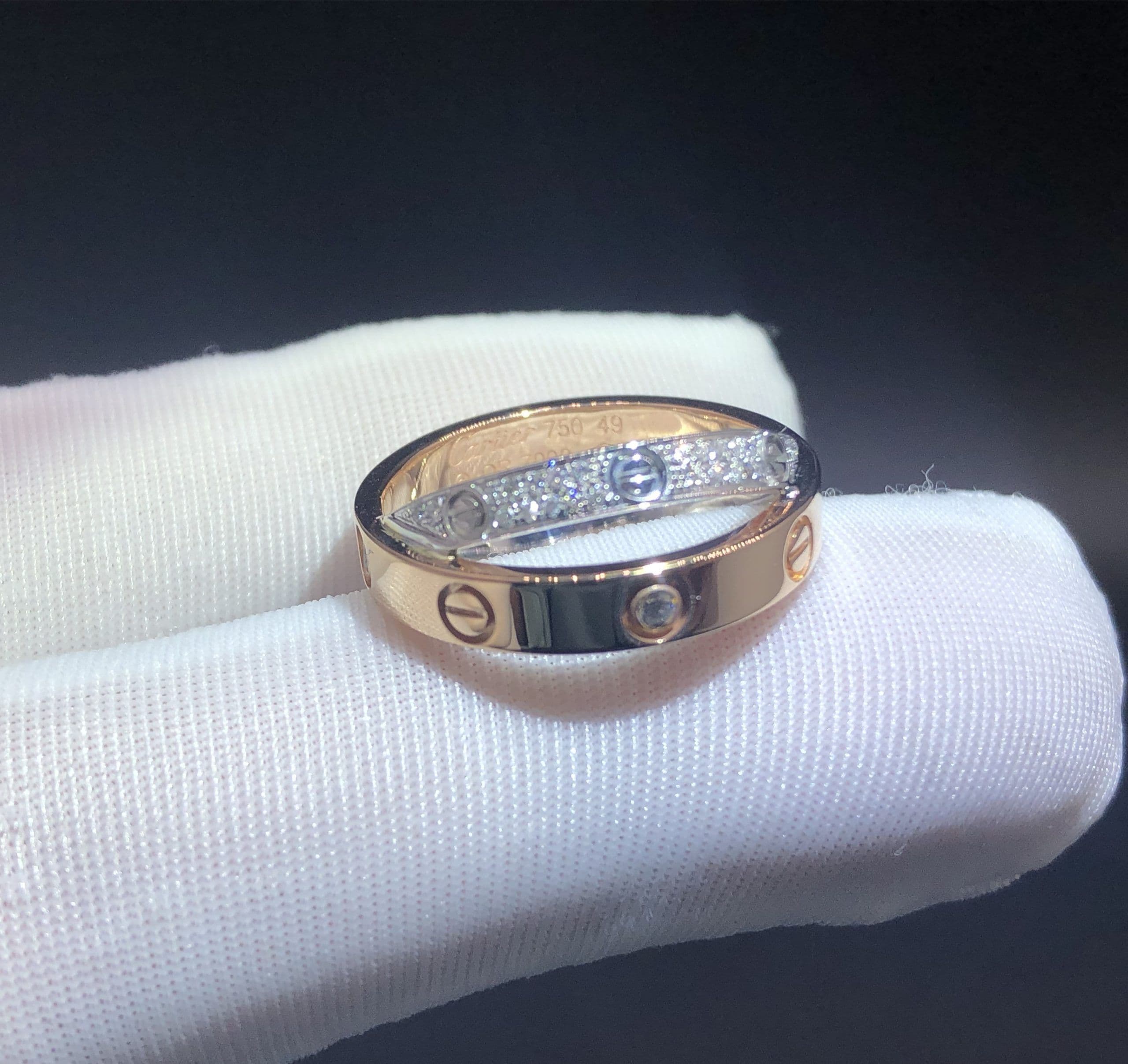 Кольцо Cartier Love из розового золота 1