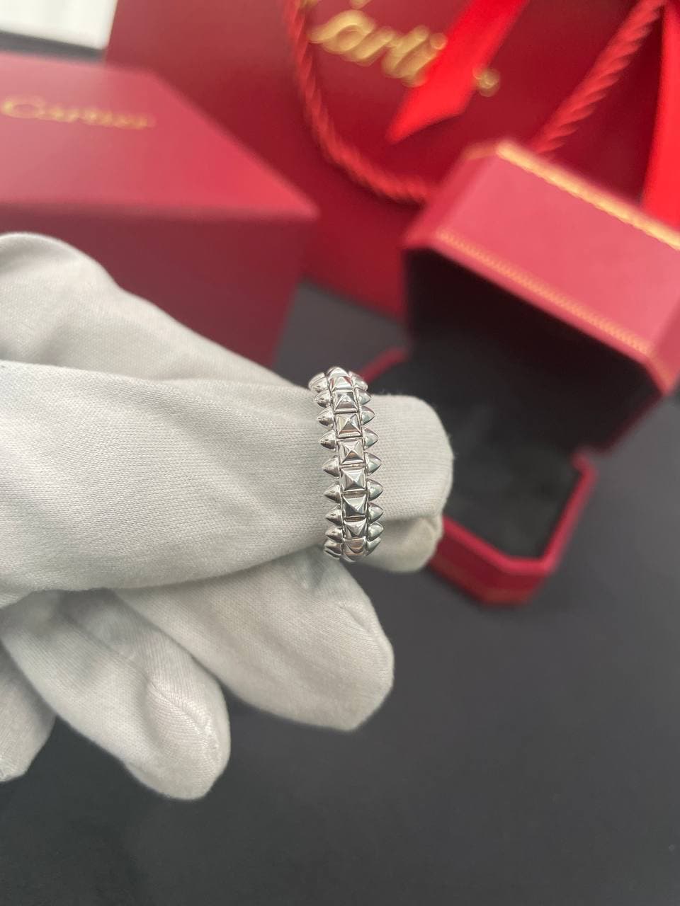 Кольцо Cartier Clash белое золото 7