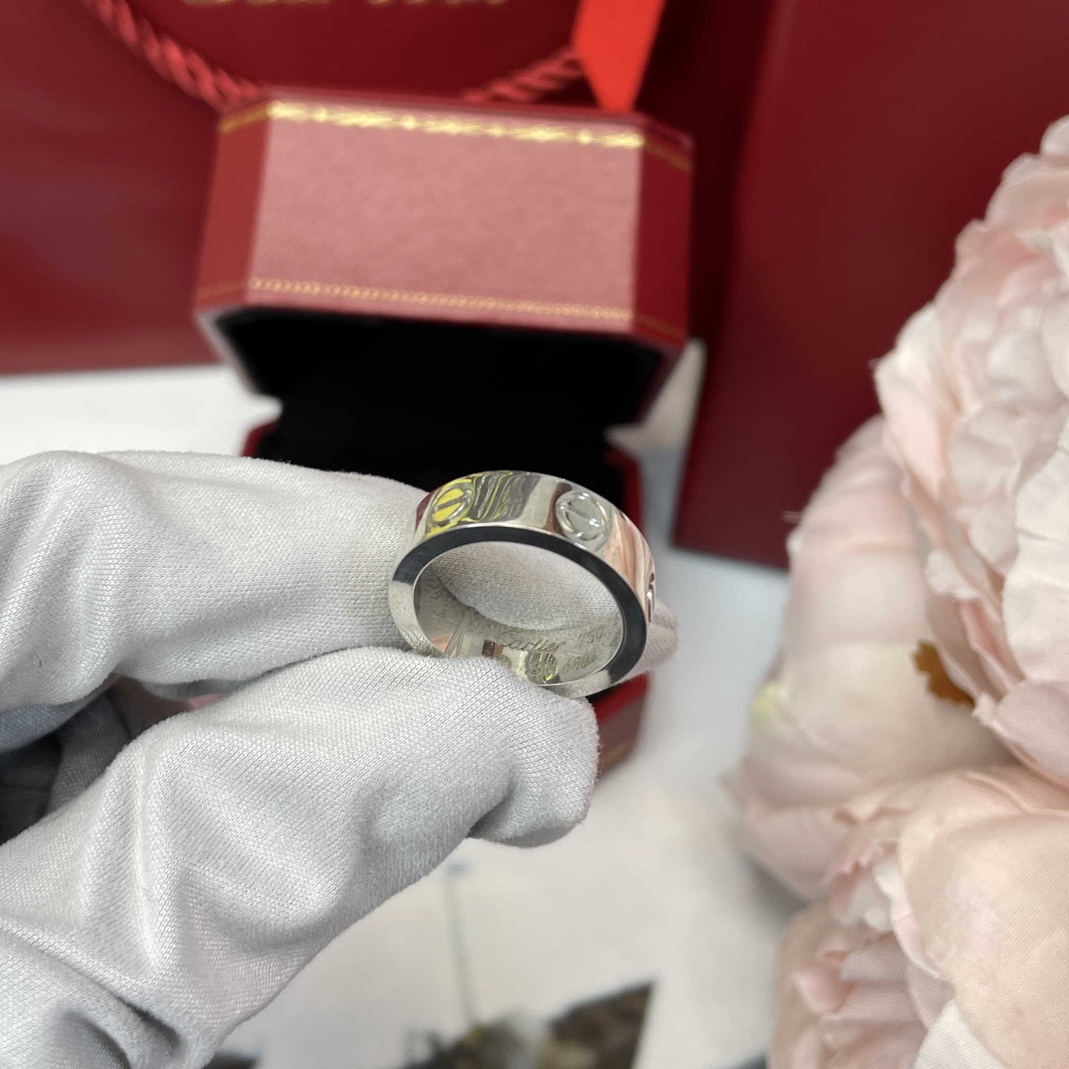 Золотое кольцо Cartier Love 2