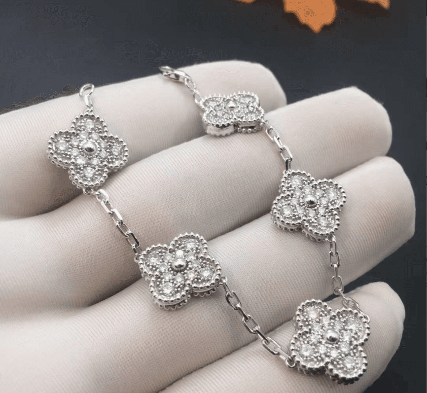 Браслет Van Cleef & Arpels Alhambra 5 мотивов белое золото, бриллианты 4
