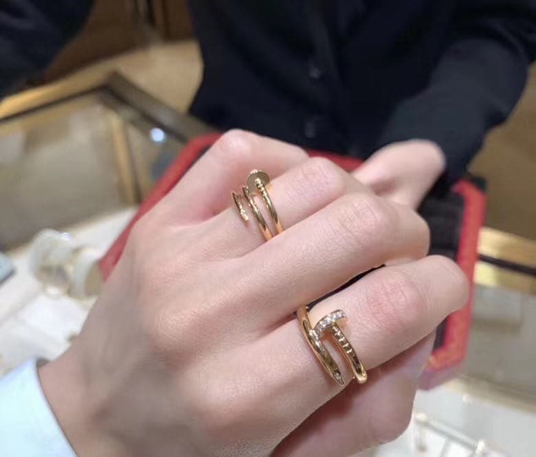 Кольцо Cartier Juste un Clou розовое золото, бриллианты 6