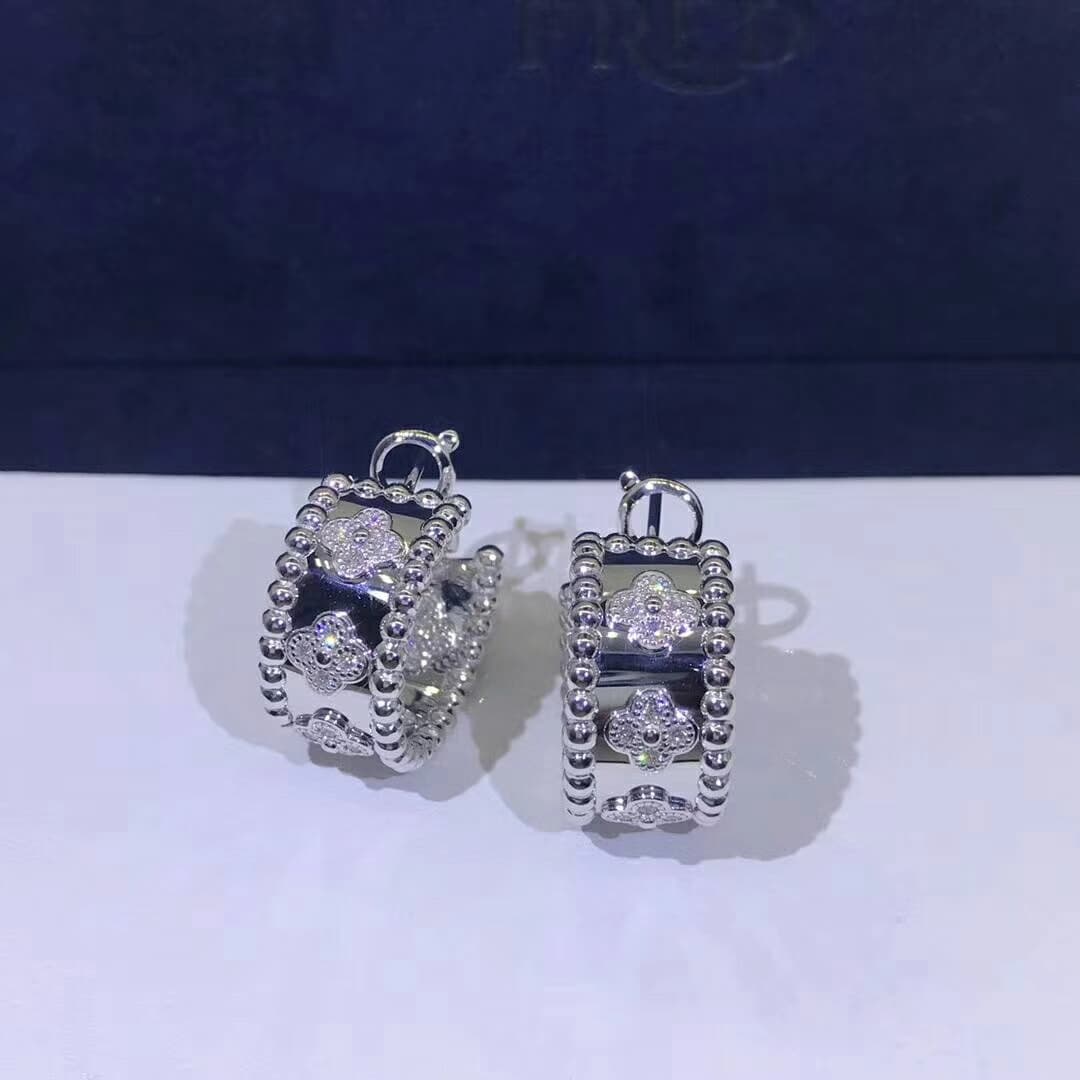 Серьги-кольца Van Cleef & Arpels Perlée Clover бриллианты, белое золото 3