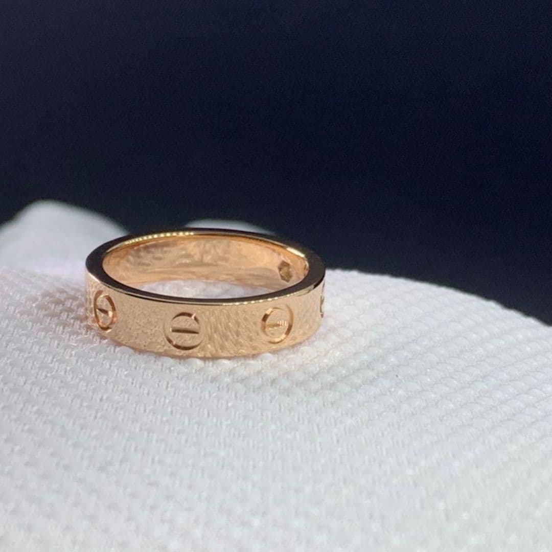 Кольцо Cartier Love