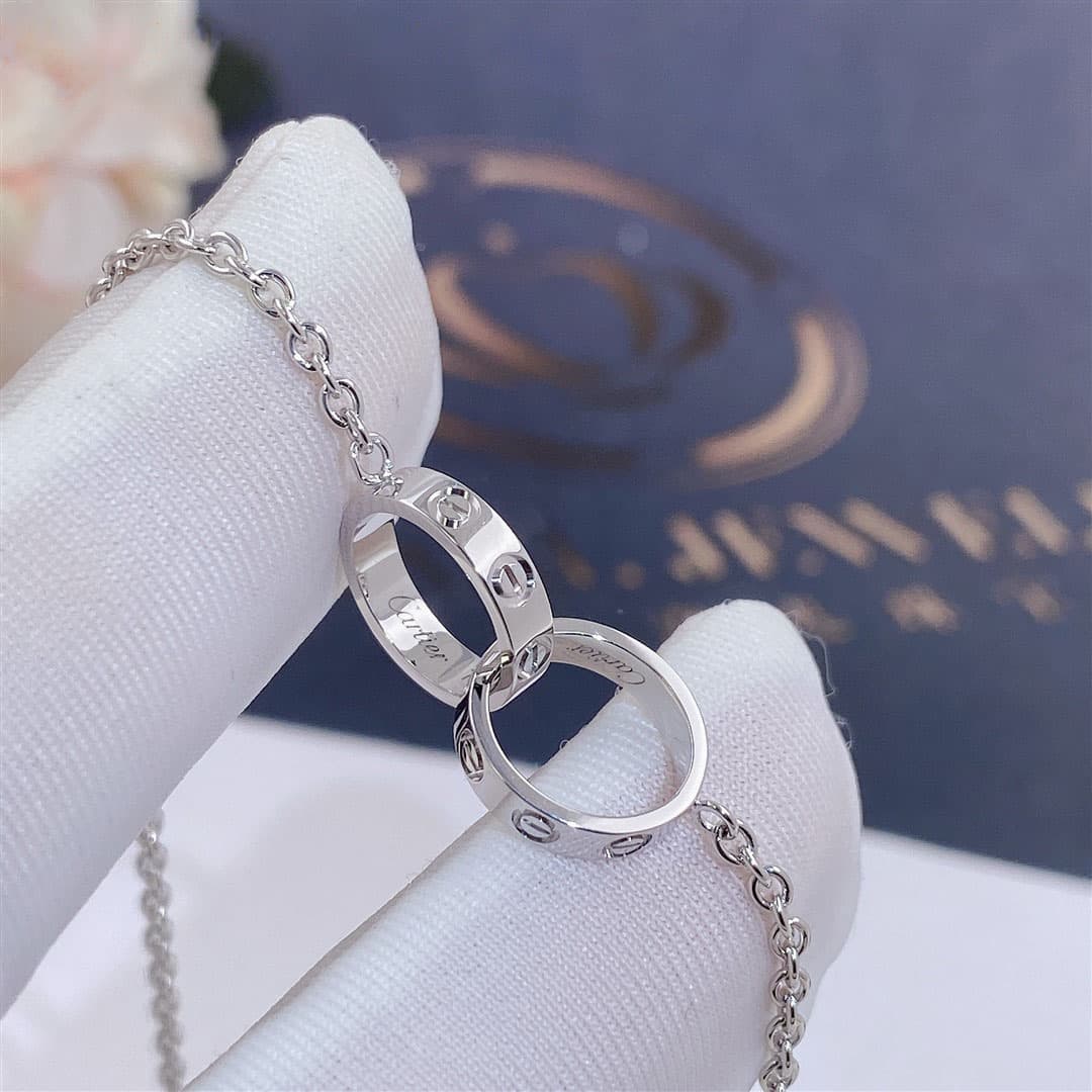 Браслет Cartier Love из белого золота 1