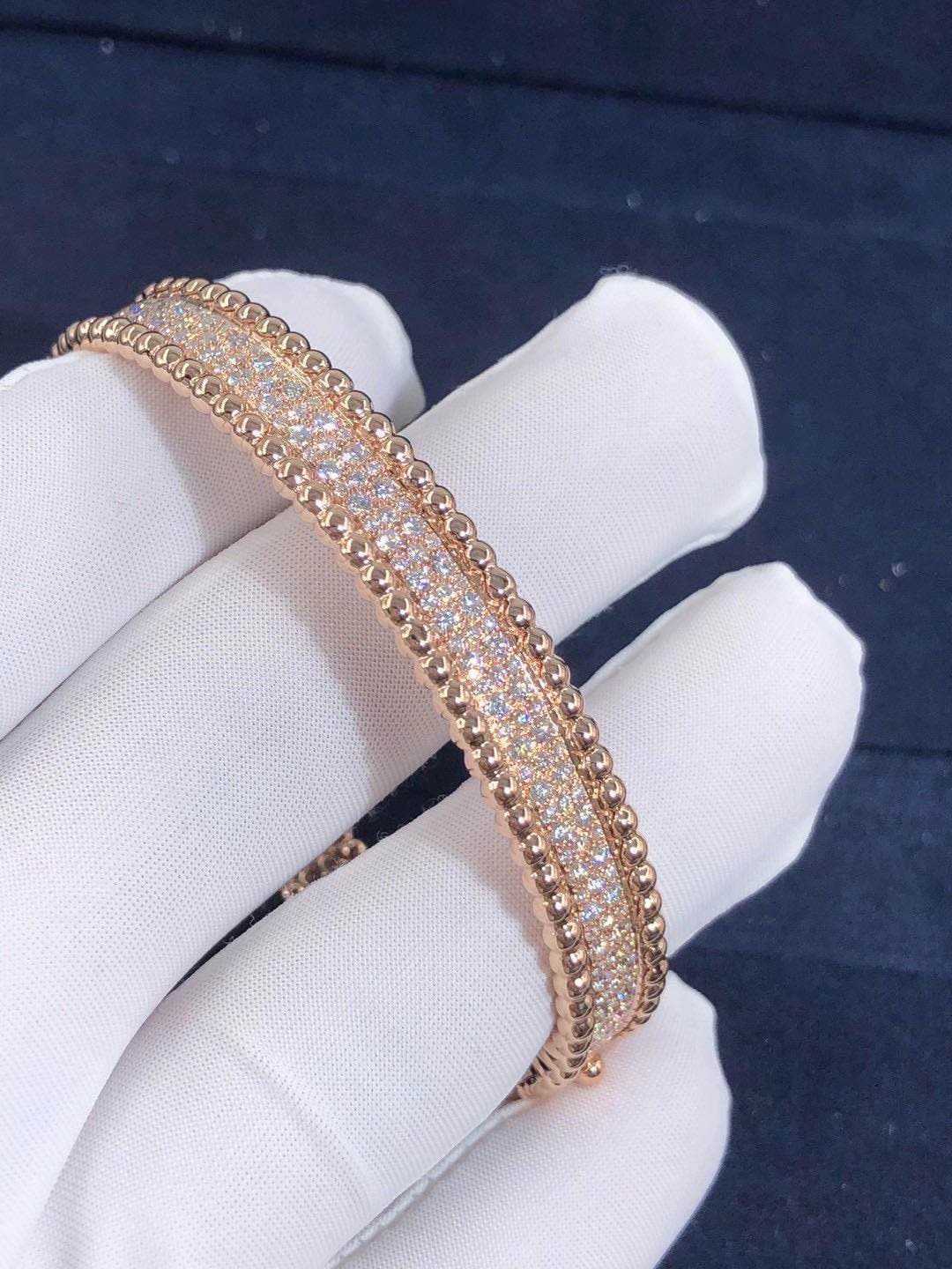 Браслет Van Cleef & Arpels Perlée с 3 рядами бриллиантов розовое золото 4