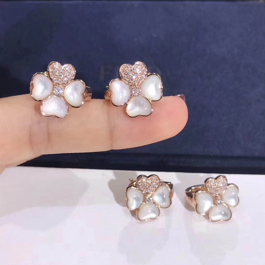 Серьги Van Cleef & Arpels Medium Cosmos бриллианты, розовое золото 1