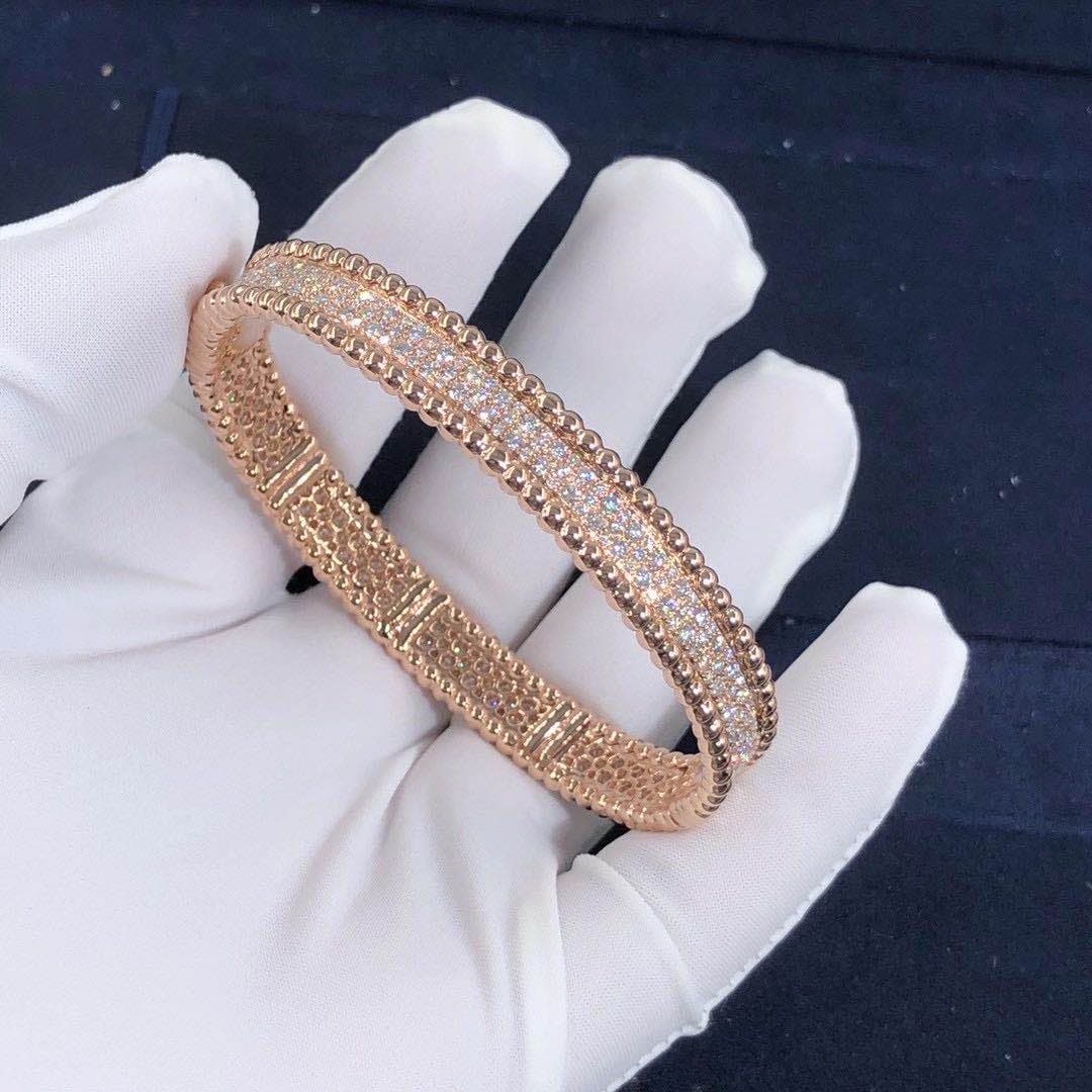 Браслет Van Cleef & Arpels Perlée с 3 рядами бриллиантов розовое золото 1
